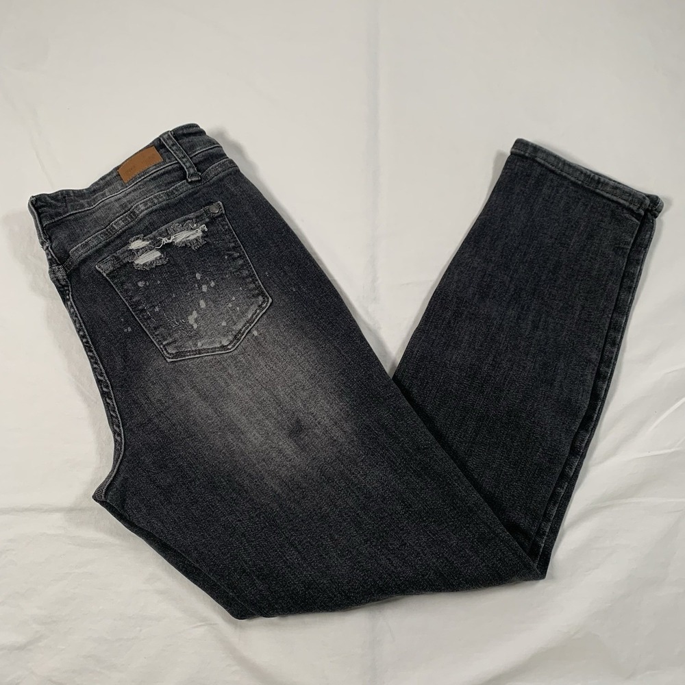 Judy Blue Size 9/29‎ Black Boyfriend Fit Distressed Jeans Stretch JB8867